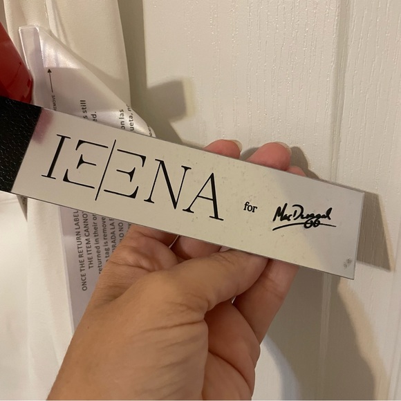 Mac Duggal White One-Shoulder Juliet Sleeve Asymmetric Neck Gown - Picture 6 of 8